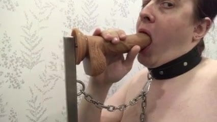 Sucking like a Slut