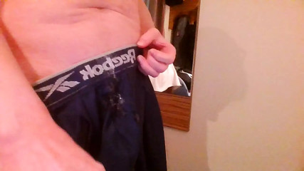 Naughty wank in Hotel in boxers