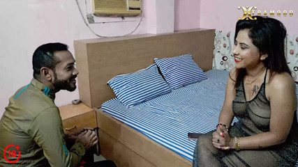 INDIAN FAMOUS ACTRESS TINA DOESN&rsquo;T RESIST AND GETS FUCKED BY FAN&rsquo;S BIG COCK