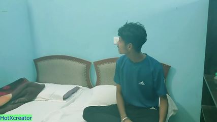 Neighbour Devar fucks Horny Bhabhi! Hindi Homemade Sex