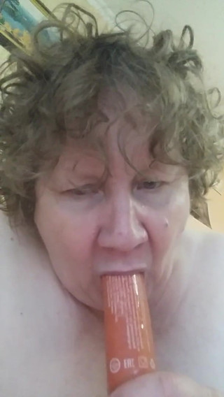 Fat Russian with dildo