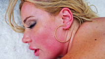 Savannah Bond Anal Cougar