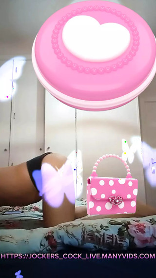 ---PAWG TEASING WITH HER BIG JUICY ASS---
