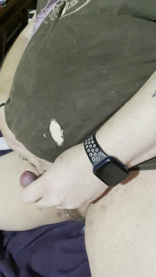 XxXThC playing with her big clit and cummin