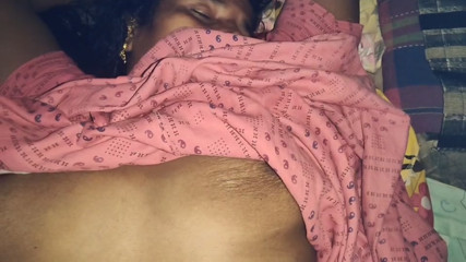 Indian hot chachi ki akele chudai kiya