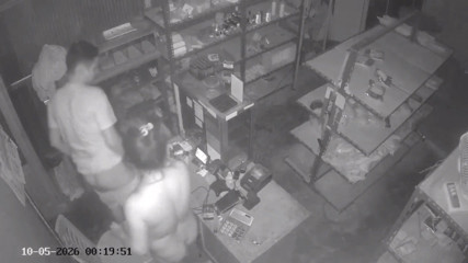 Cheating in a dark place with an ex-girlfriend, it turns out that there is a hidden camera.