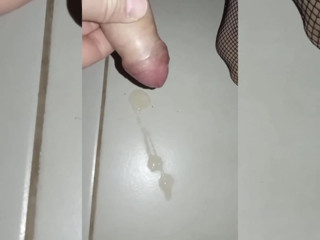 Naked Mistressxxx Handjob Cumshot thumbnail