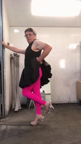 Hot Pink Leggings!!