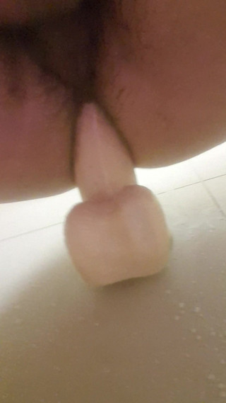 Shower strapon anal cum