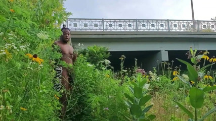 Caught Naked in Public!! Kennie Jai Jerks for All to See!!