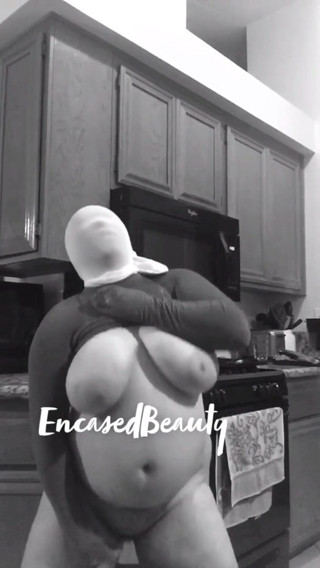 Encasement with Vibrator