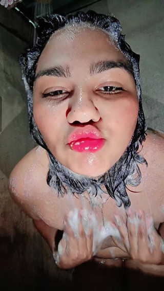 Look how I touch myself in the bathroom