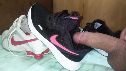 Cumshot inside Nike Revolution 5