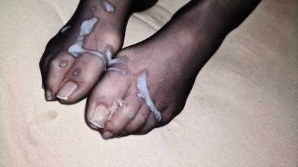 Cum on french Black nylon feet