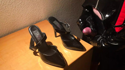 Cum on Shoes Compilation 6 thumbnail
