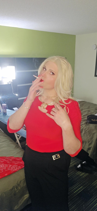 Kylie Rey (shemale) She's Bad She's Hottest Smoking Fetish thumbnail