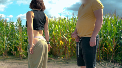 Outdoor Stranger Encounter: Petite MILF Cornfield Standing Sex & Cum on Ass
