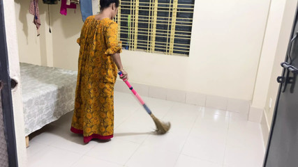 I hugged the maid in my house and started fucking