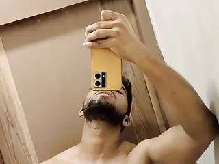 IndianDesi Muscular Guy Flashing Big Black CockLund, Solo Cum..