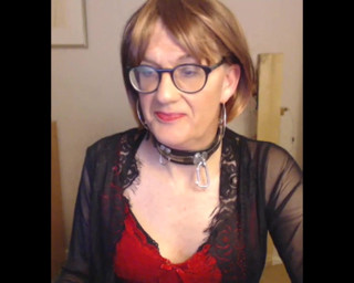 Rose is spanked while trainings to suck cock