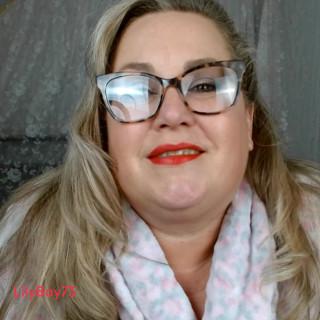Video Call to Horny BBW Mature Stepmom