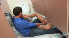 Brandon Jes: Office Foot Fuck
