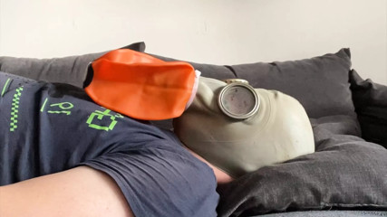 BHDL - N.V.A. GASMASK NO.1 - BREATHPLAY TRAINING - 2 LITER BREATHBAG UNABLE TO FULLY BREATH IN AND EXHALE