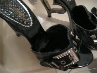 Cum on High Heels from my Neighbor