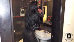 Latin Hot MILF Piss in the Shower Putting Thing up Her Pussy