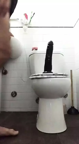 TOYED SLUT STRETCHED AND EXPOSED