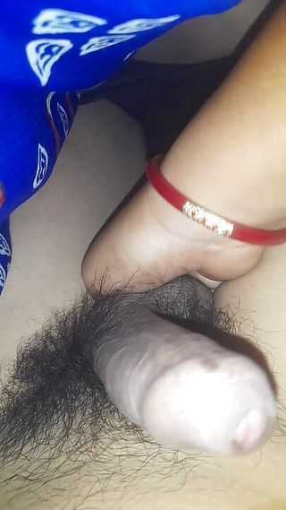 Handjob with desi bhabhi