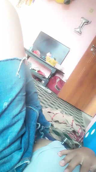 Hot dad masturbating hard thumbnail