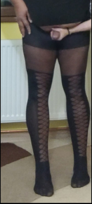 big cumshot in sexy black pantyhose thumbnail
