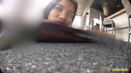 JohnTronX – Underwater fuck with a hot Asian amateur babe