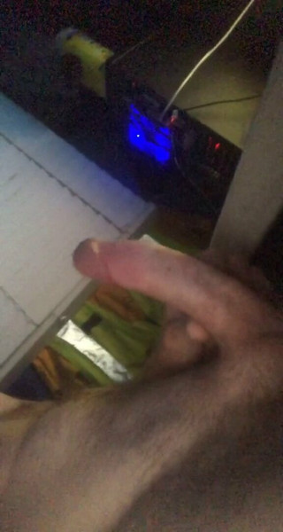 BOY WITH CURVED COCK HAS HUGE CUMSHOT