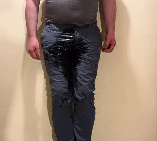 Filling my blue pants with piss
