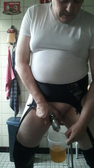 piss through metal penis cage