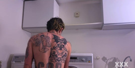 Horny Ftm XXX Skips Jerks off His Boypussy While Sitting on the Washing Machine