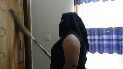 Fucking a Beautiful Maid in Saudi Arabia part-3