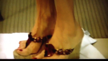 CdTina toe show