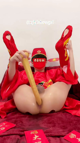 Twink Asian Boy New Year Show Long Toy and Cum