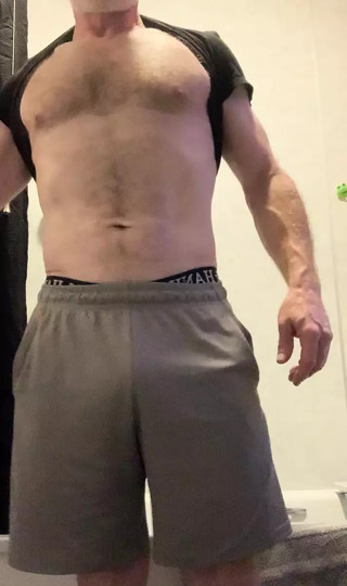 straight guy quick flash