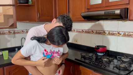My stepsister wants to learn how to cook and I take the opportunity to give her a delicious fuck