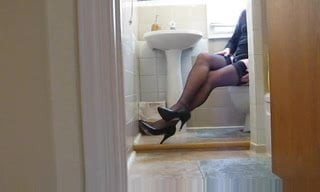 cum on nylons-great legs