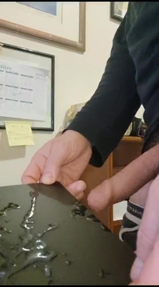 Big Dick Cumshot Spray Sperm