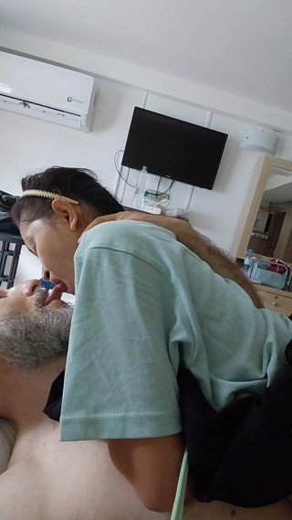 asien 18 year gets fucked afterschool and creampied by stepfather