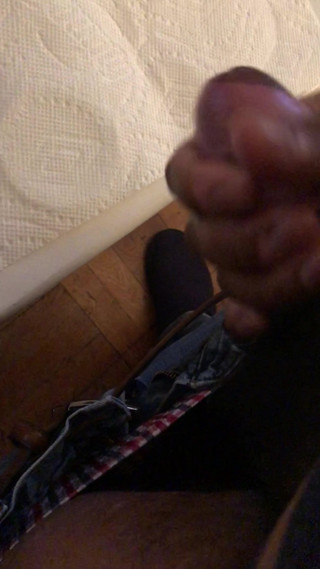 Me busting a huge nut to these dirty texts I get