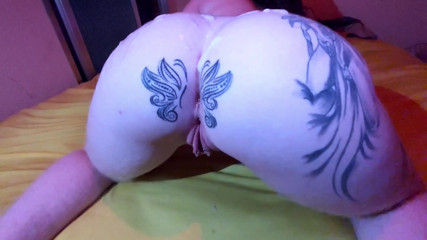 SHE GOT A NICE LOAD OF CUM UP HER ASS