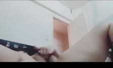 Red-haired Double Amputee Masturbating