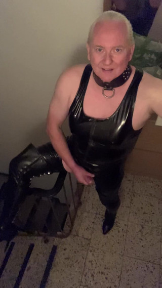 Sandra the faggot in the hallway thumbnail